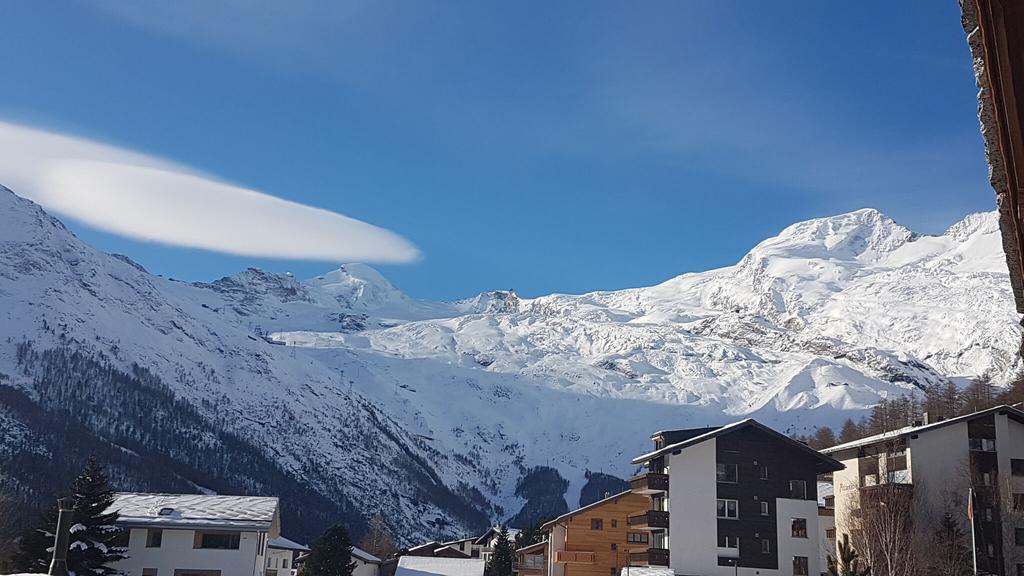 Hotel Alpenperle Saas-Fee Esterno foto
