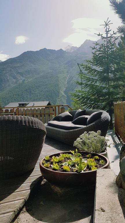 Hotel Alpenperle Saas-Fee Esterno foto