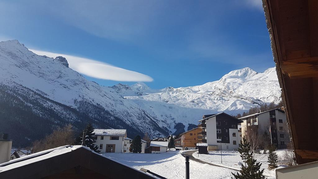 Hotel Alpenperle Saas-Fee Esterno foto