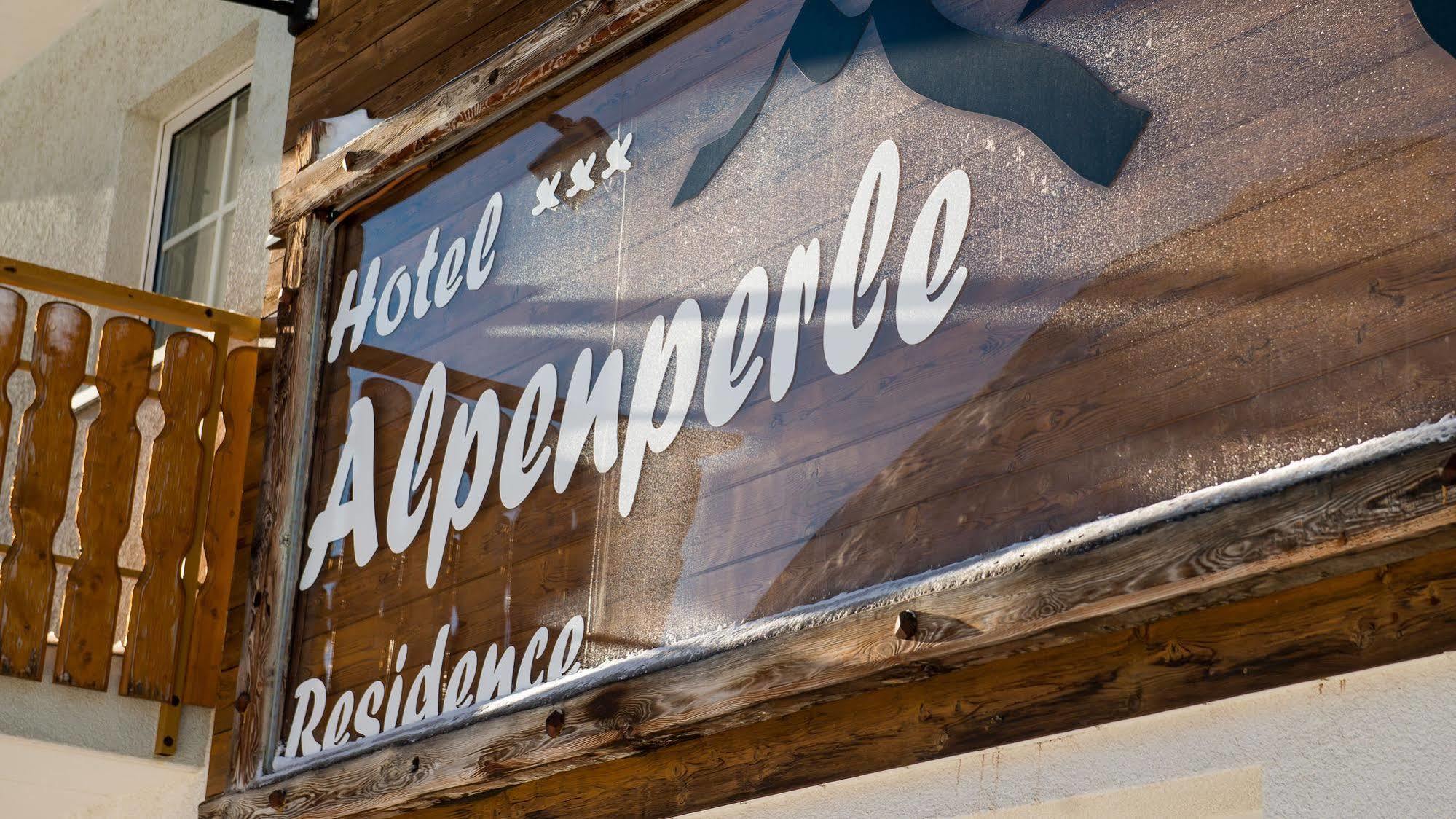 Hotel Alpenperle Saas-Fee Esterno foto