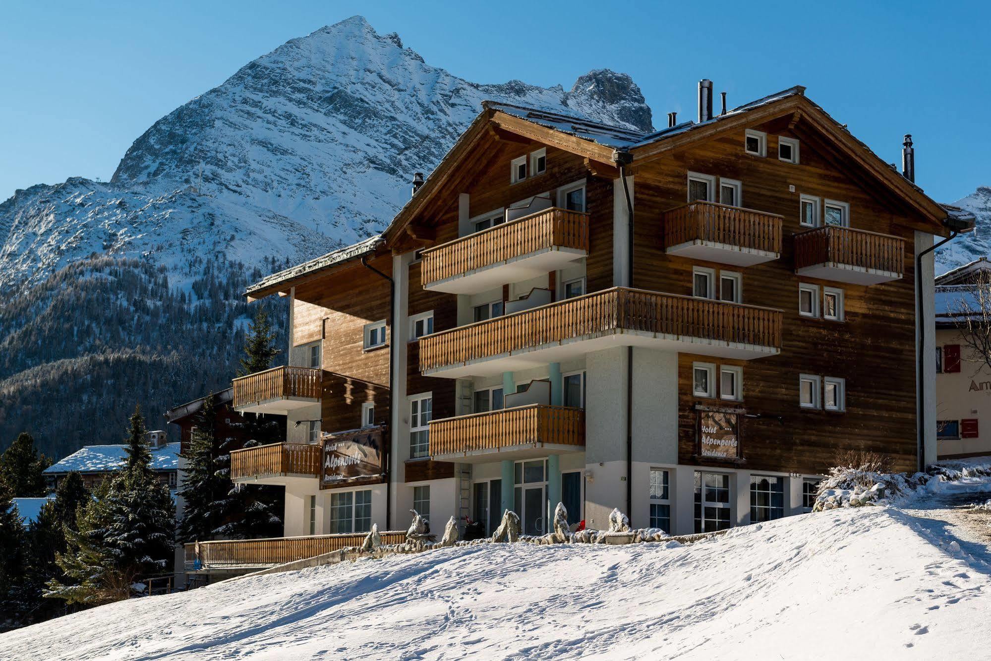 Hotel Alpenperle Saas-Fee Esterno foto