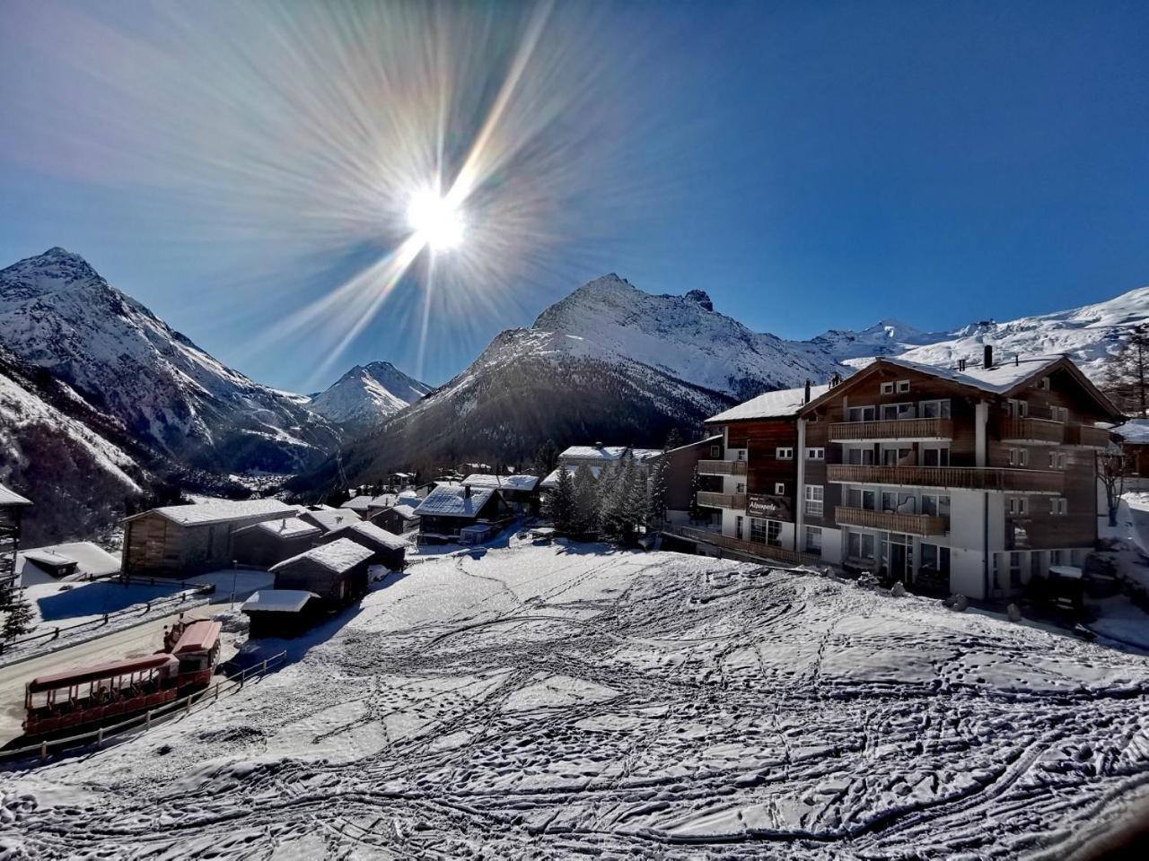 Hotel Alpenperle Saas-Fee Esterno foto